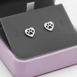 Aretes-huella-corazon-plateado