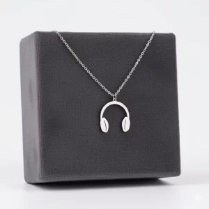 Cadena-audifonos-plateada