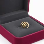 Ear Cuff Esqueleto Dorado