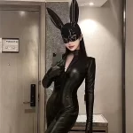 Mascara-Coneja-Negro