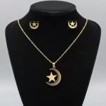 Juego de Collar y Aretes Diseño Luna y Estrella
