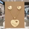 Juego-de-collar-y-Aretes-Diseno-Corazon-Mom