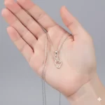 Juego de Collar y Aretes Diseño Manos