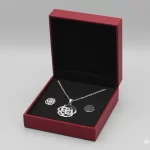 Juego-de-collar-y-Aretes-Diseno-Rosas-Grandes