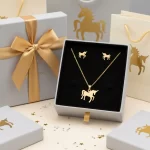 Juego-de-collar-y-Aretes-Diseno-Unicornio