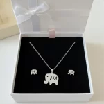 Juego de collar y Aretes Elefante de Acero Inoxidable