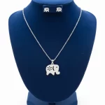 Juego-de-collar-y-Aretes-Elefante