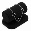 Pulsera-de-Acero-Inoxidable-con-Dije-de-Trebol
