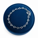 Pulsera-con-forma-de-corazon-estilo-vintage