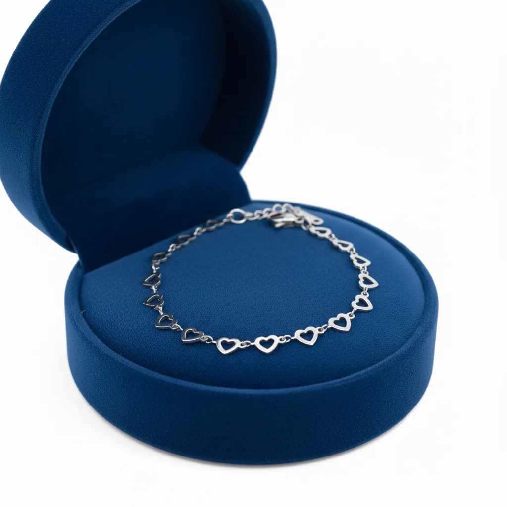 Pulsera-con-forma-de-corazon-estilo-vintage